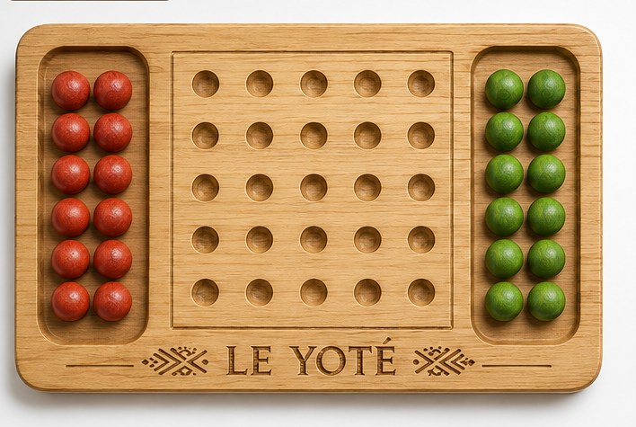 Le plateau LE YOTÉ fabriqué : bois naturel, 25 cuvettes, boules rouges et vertes